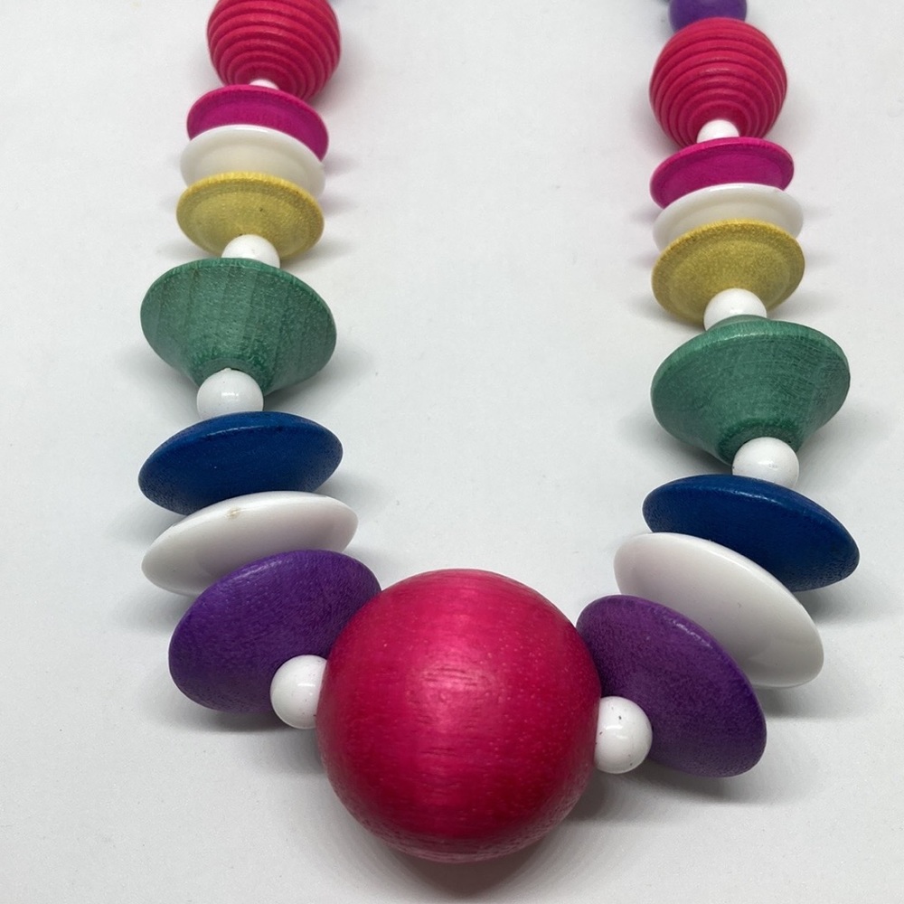 Gorgeous Multi-color Necklace - Picture 4 of 6